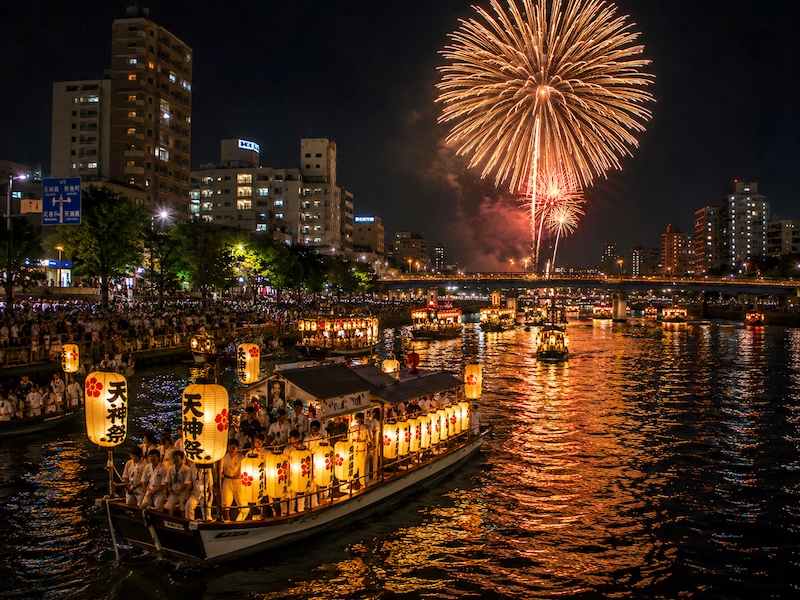 Tenjin Matsuri River Burst