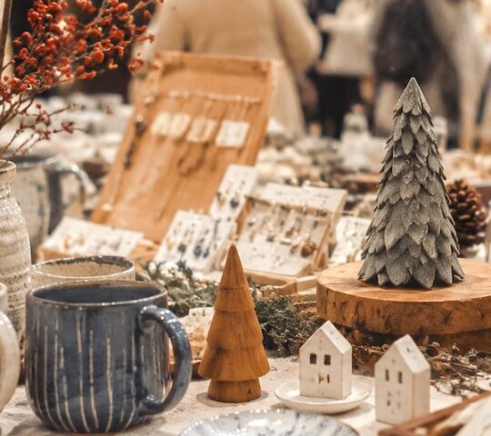 OSAKA Winter Art & Handmade Bazaar OSAKA Winter Art & Handmade Bazaar